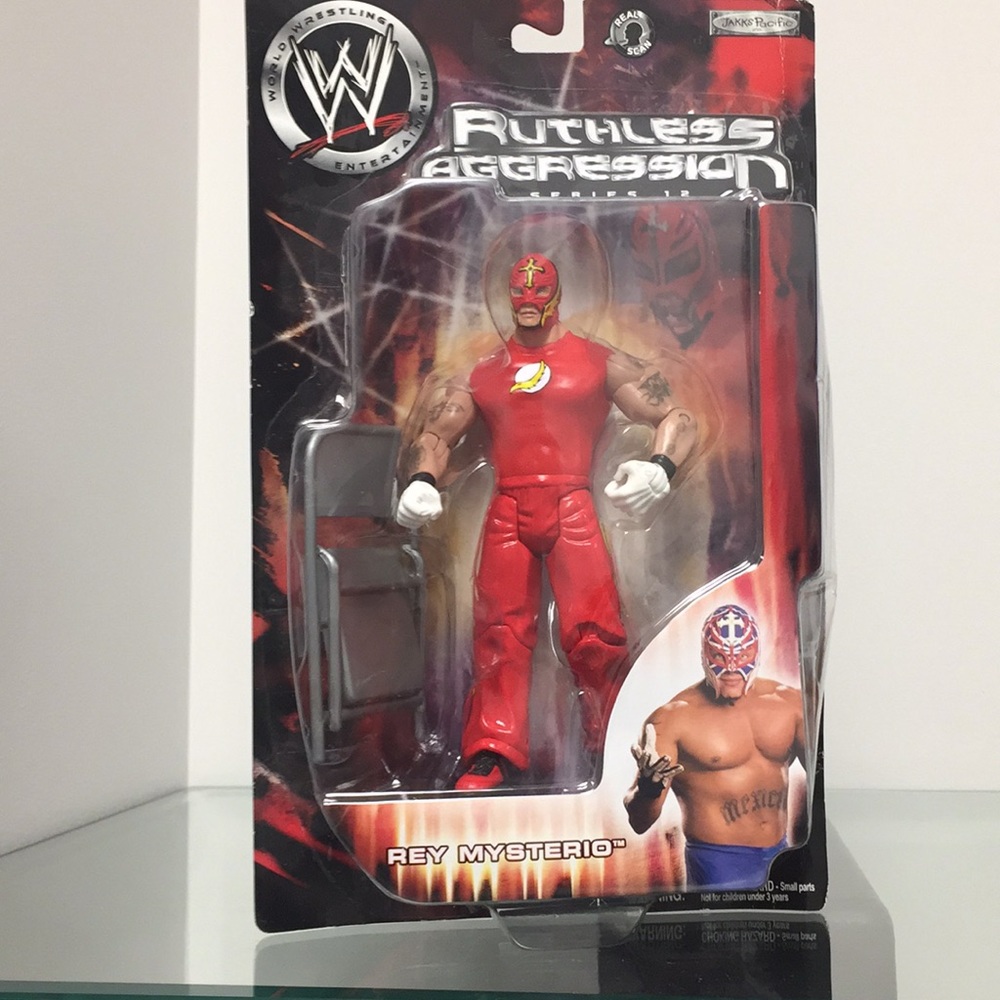 Brand new Rey mysterio action figure very rare!